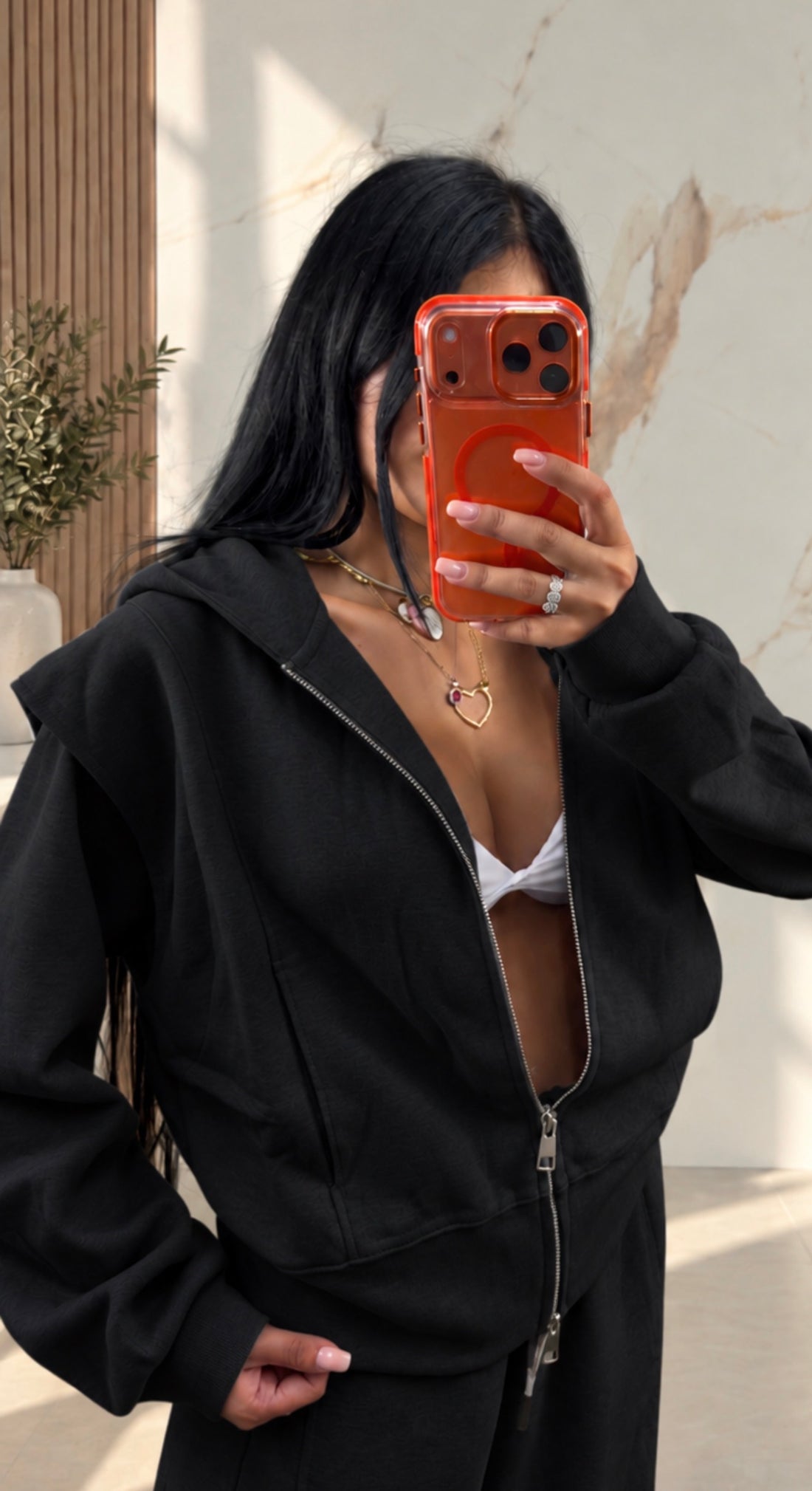 Tuta baddie